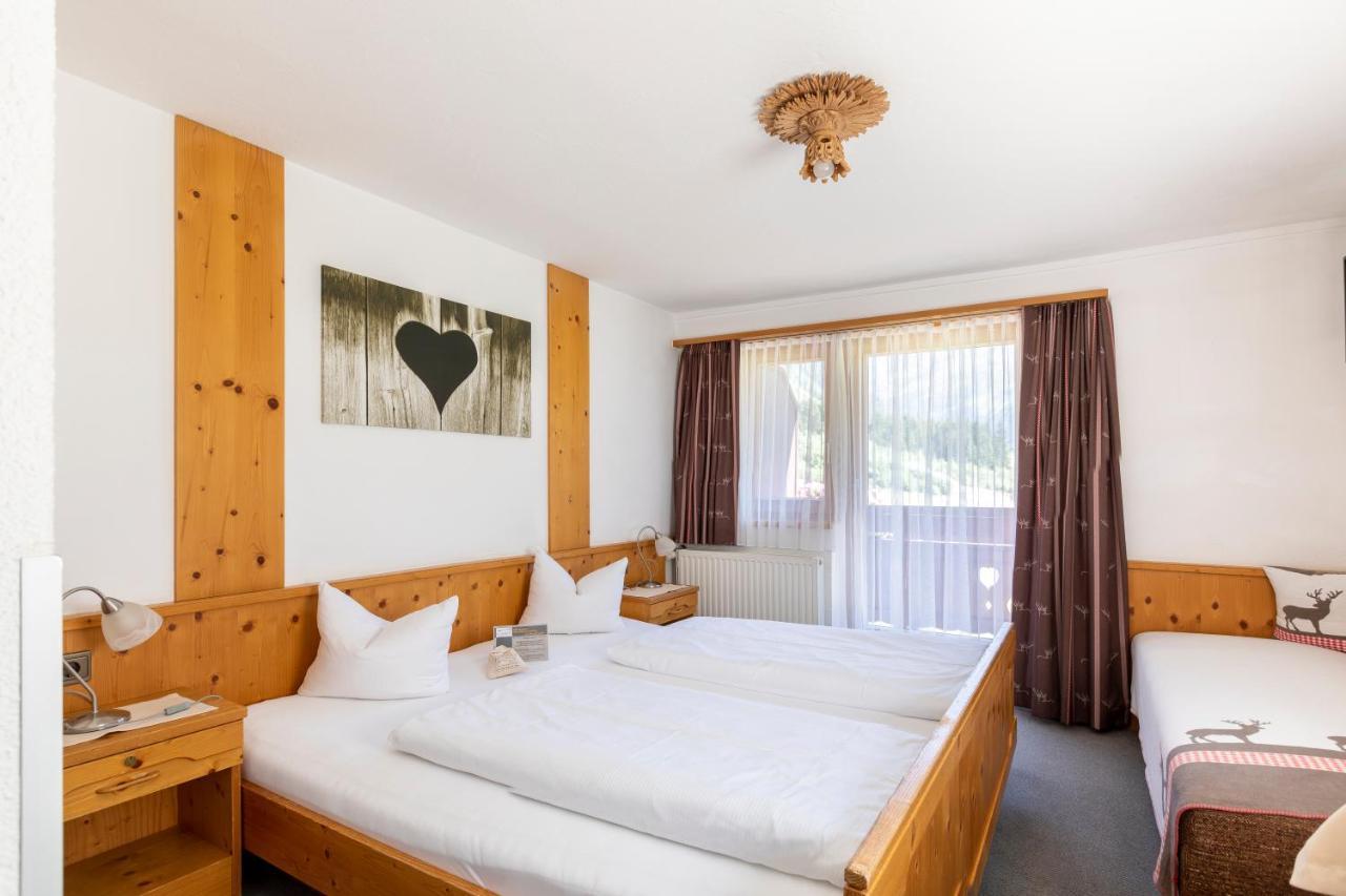 Haus Elisabeth Hotel Sankt Leonhard im Pitztal Bagian luar foto