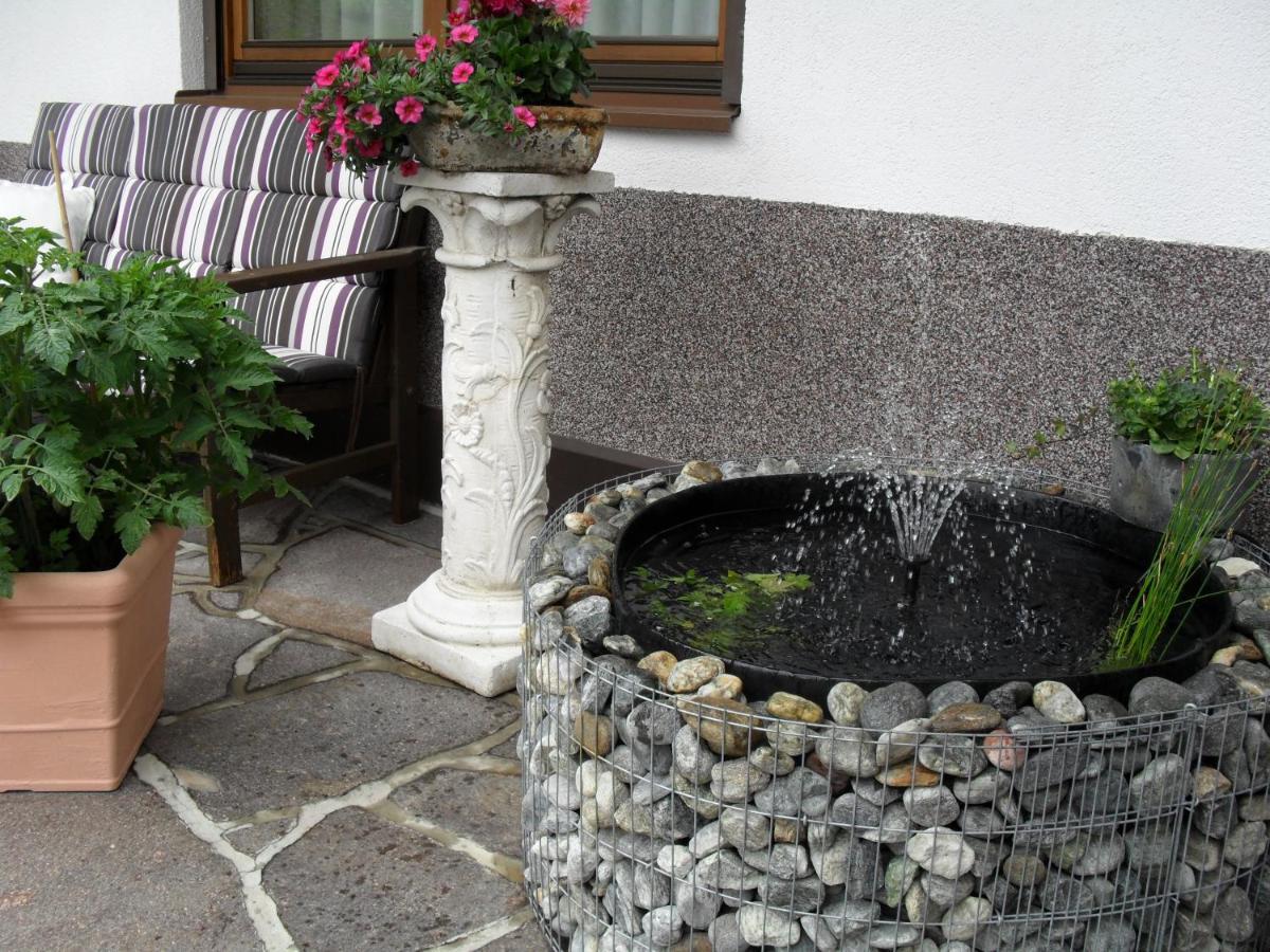 Haus Elisabeth Hotel Sankt Leonhard im Pitztal Bagian luar foto